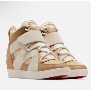 Sorel Ankle Boots in Cream and Tan